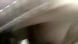 شرموطه عربيه جسمها جامد اوي مع بندر