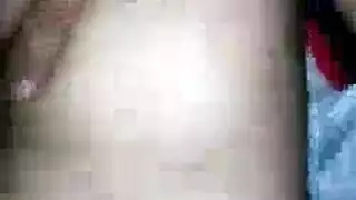 خيال حزام جارتي الأم الممتلئة يتحول إلى جنس جماعي