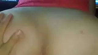 الفتاة المغربية العاهرة تأخذ قضيبًا ضخمًا في مؤخرتها الضيقة