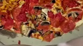 تجميع فرج عربي مبلل: محشو بالطعام ويُستمنى له حتى الأنين