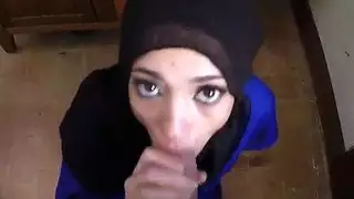 لطيف في سن المراهقة العربية بينيلوب نائب الرئيس تمتص الديك للتعليم